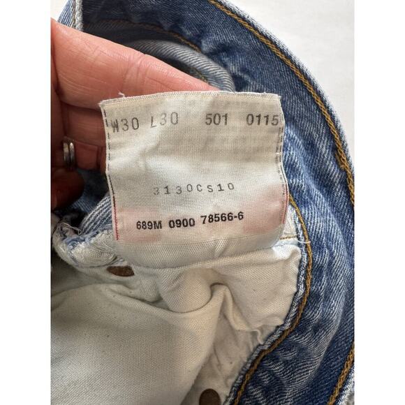 Grunge Vintage Levi's 501 Cut-Off Shorts Distress Embellished Size 29 Button Fly - Picture 10 of 14